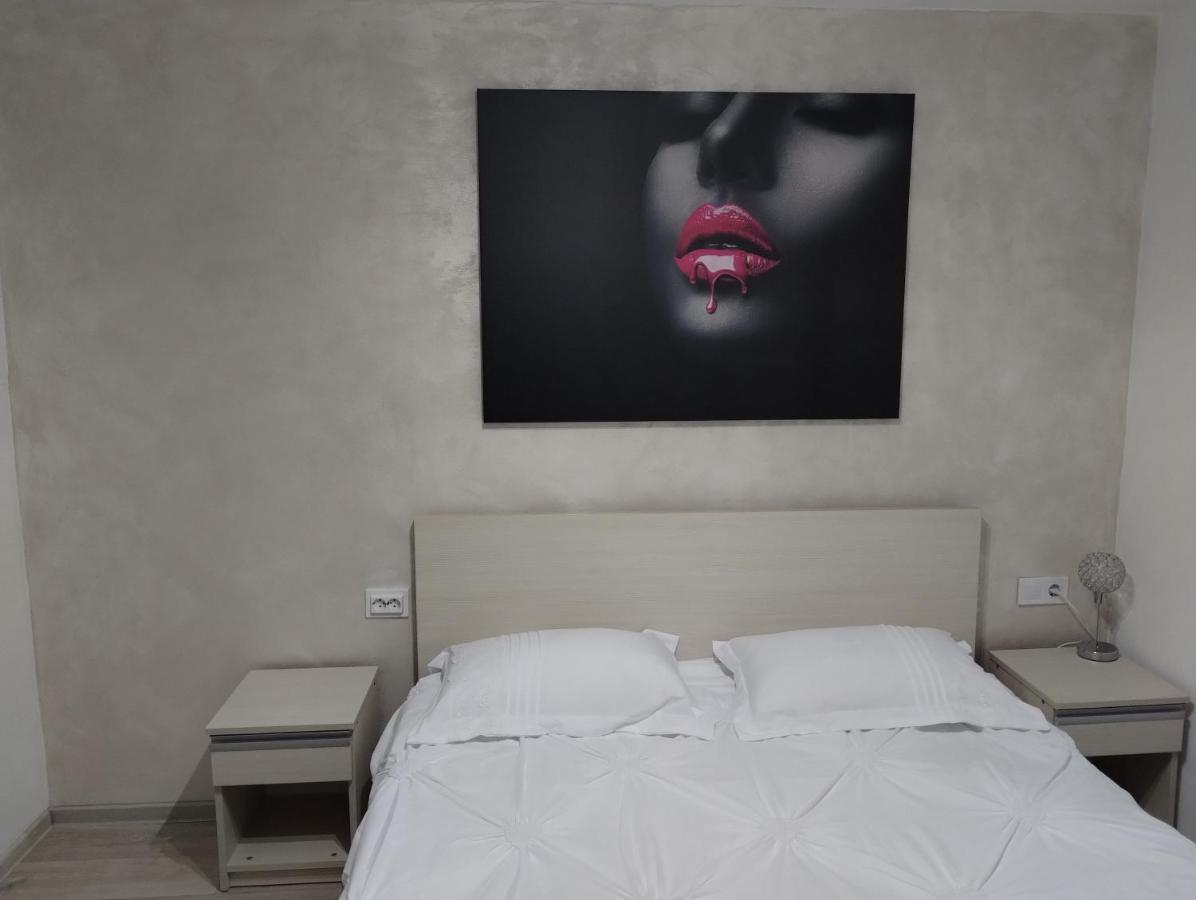 Casa Luisa Appartement Călimăneşti Buitenkant foto