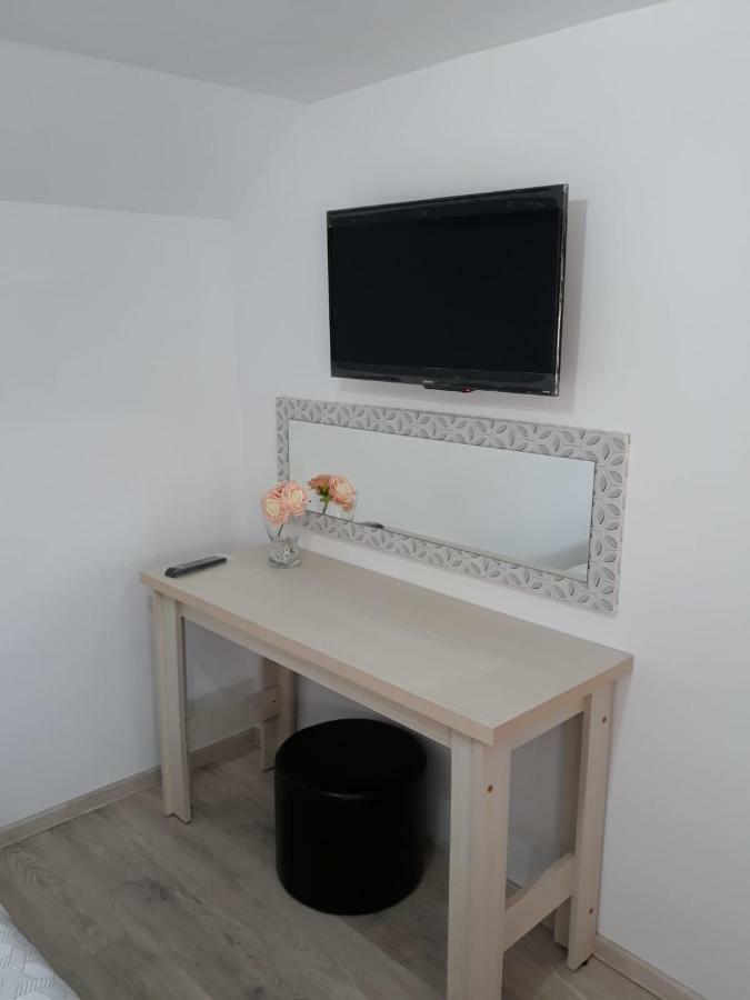 Casa Luisa Appartement Călimăneşti Buitenkant foto